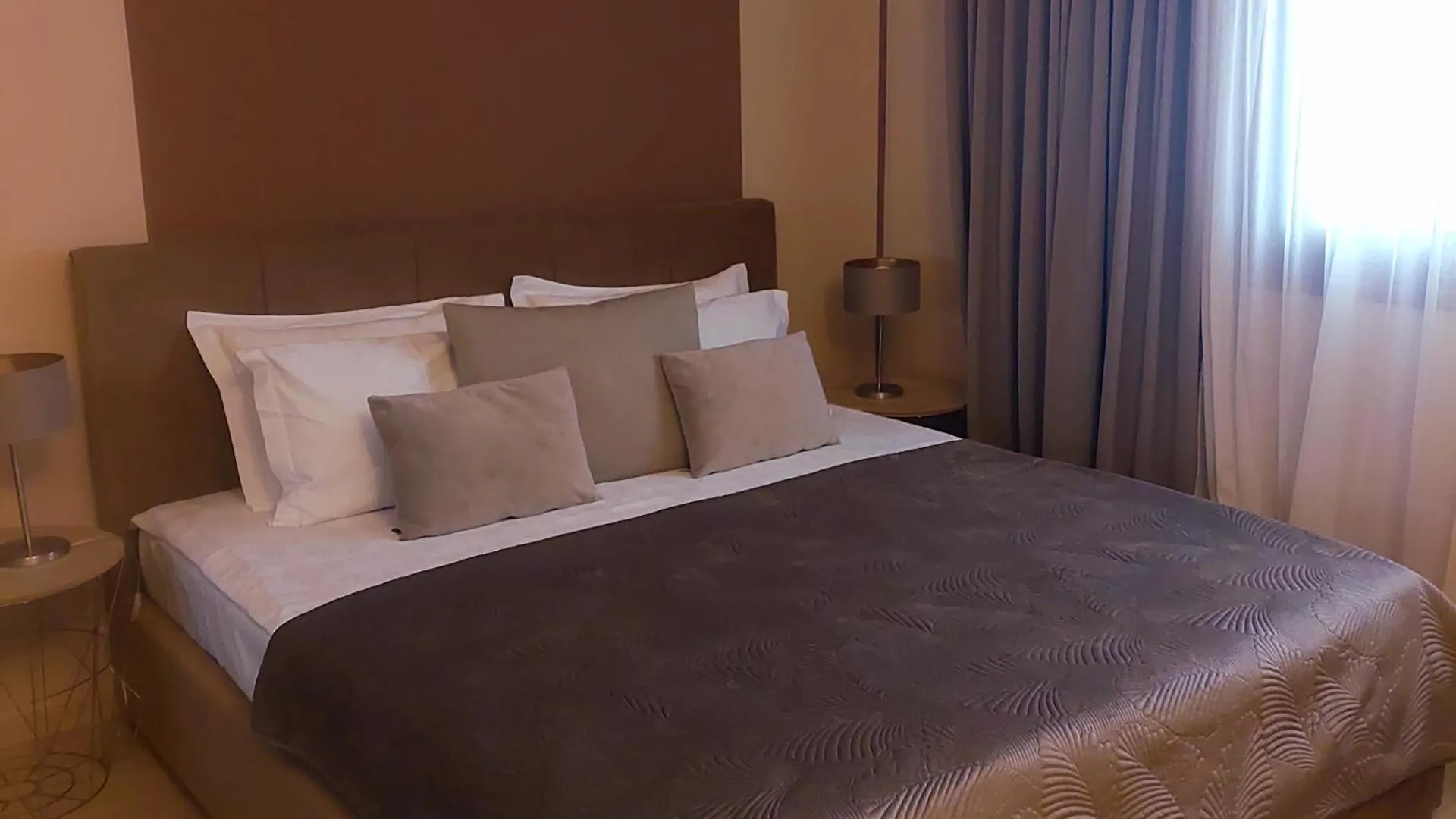 アパート Apartaments Victoria ポレッチ